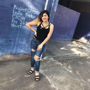 Meet your Posher, Kathia